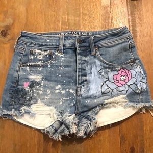 High rise vintage American Eagle jean shorts size2